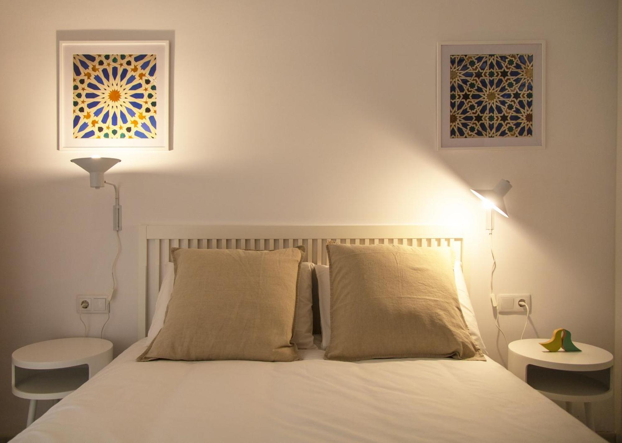 Reyes Catolicos II Suite Apartment, Seville